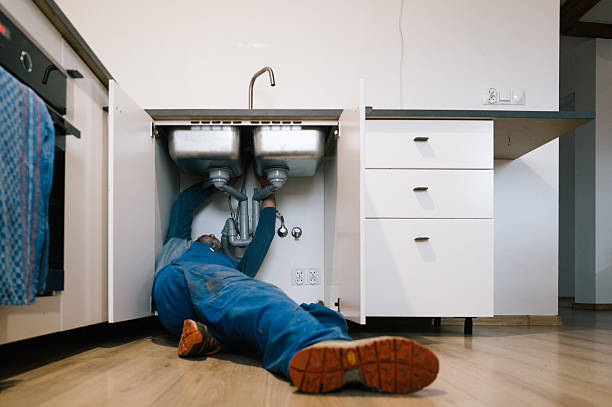 Professional Drain Cleaning technician working in Bergheim, TX